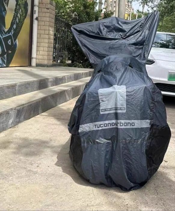 バイクカバー 大型 多機能オールシーズン対応バイク保護カバー