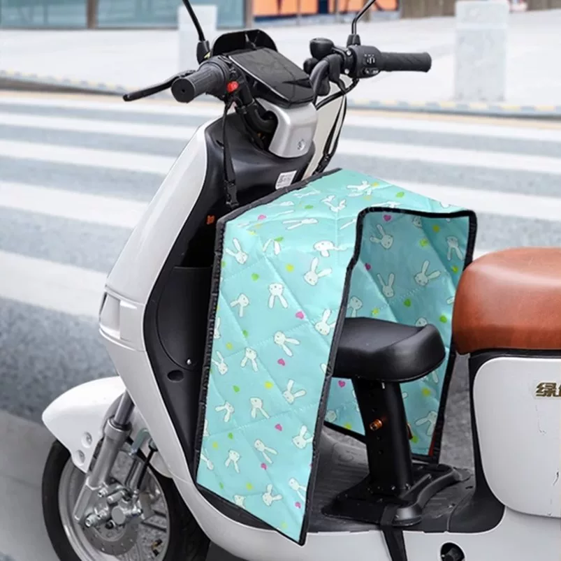 バイクカバー 刺繍入り防寒膝掛け付き原付用防風カバー